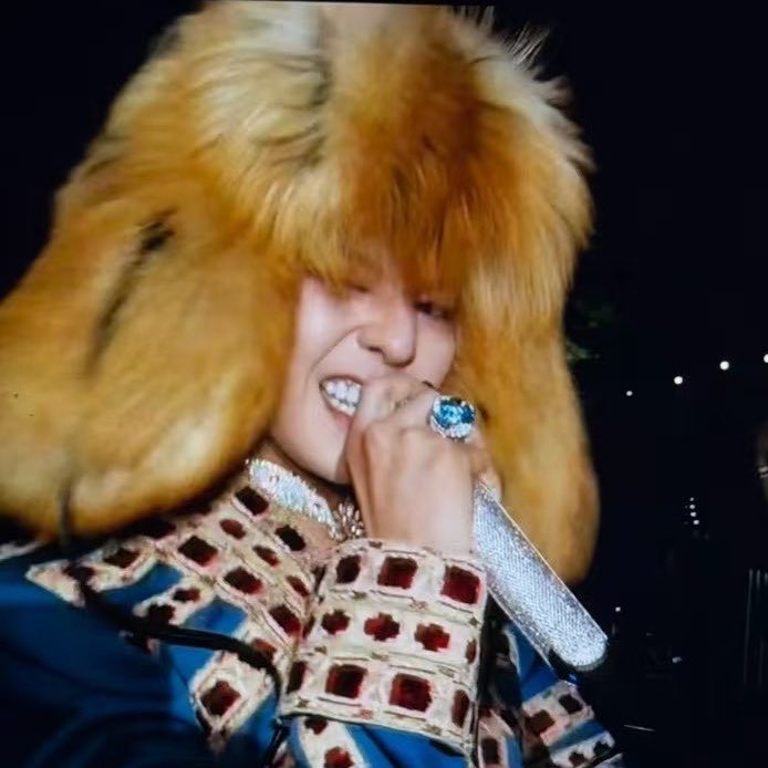 [잡담] 지드래곤 여기가 몇년도야 | 인스티즈