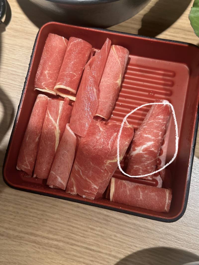 [잡담] 샤브샤브집 왔는데 고기 이거 괜찮은거 맞나? ㅠ | 인스티즈