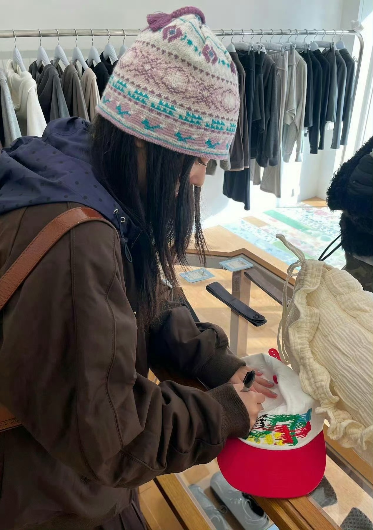 [마플] 뉴진스 해린 목격담 또 떳나봄 | 인스티즈