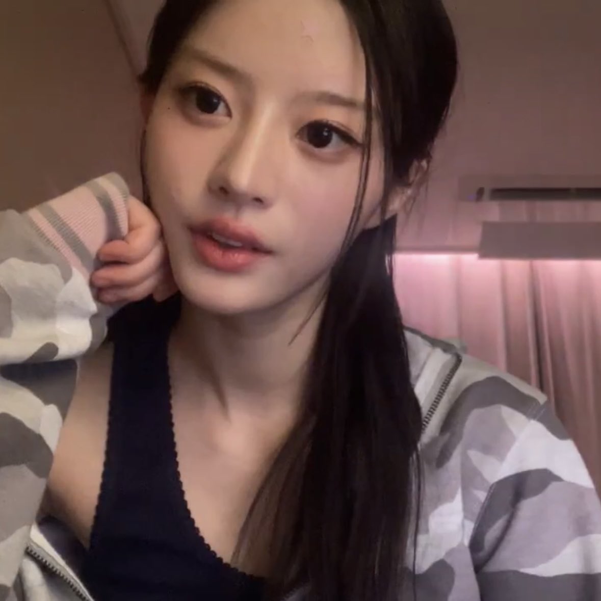 [잡담] 아 민주 너무 잘생김.. | 인스티즈