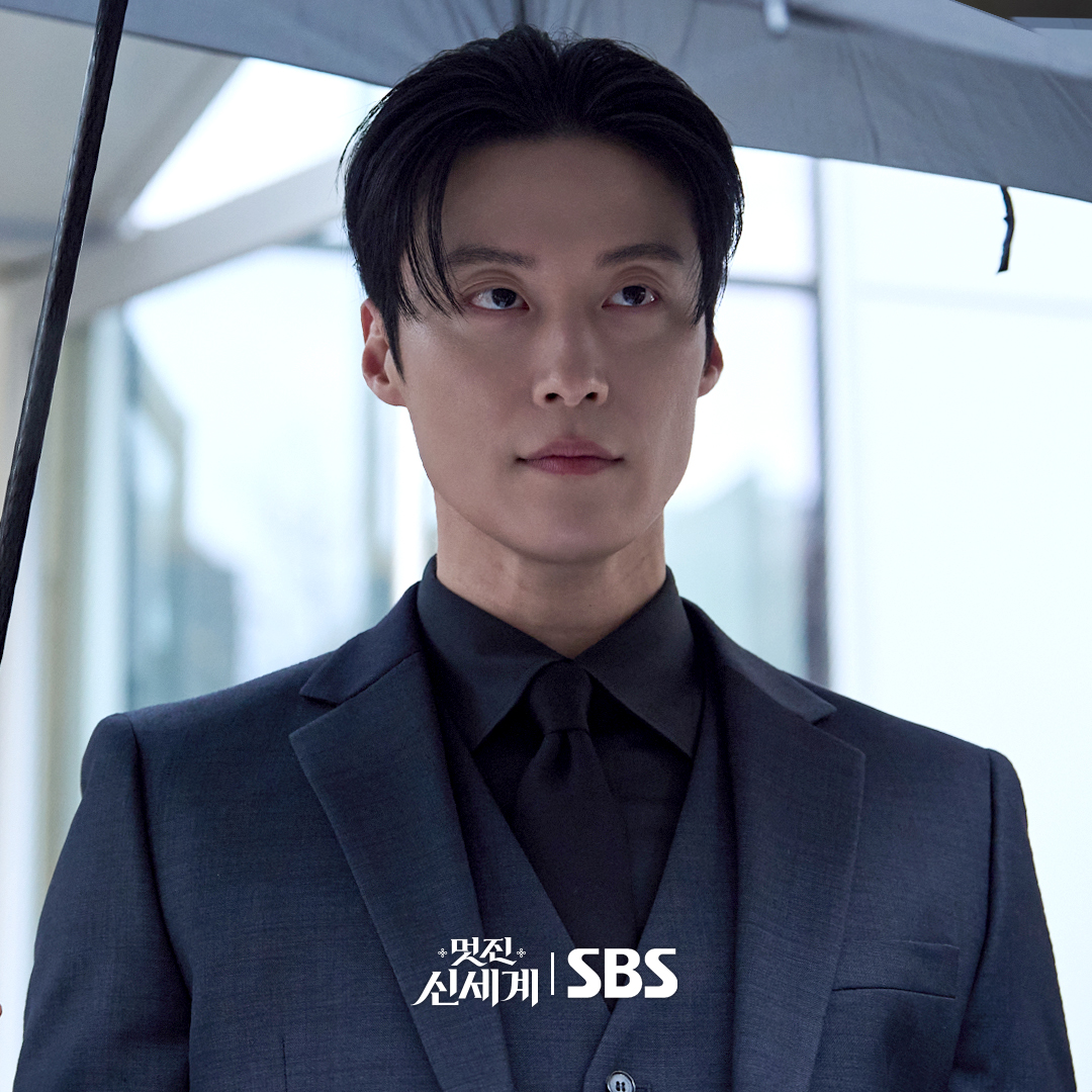 [잡담] 멋진신세계) 악명으로 무장한 자본주의 괴물 차세계냉혹한 악질 재벌 허남준의 카리스마 눈빛🌟 | 인스티즈