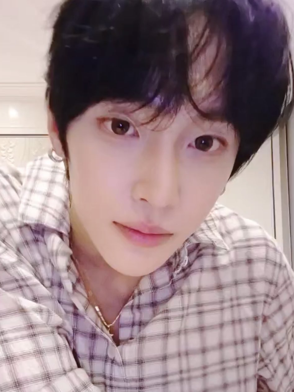 [잡담] 원빈이 진짜 눈이 넘 보물이얌 | 인스티즈