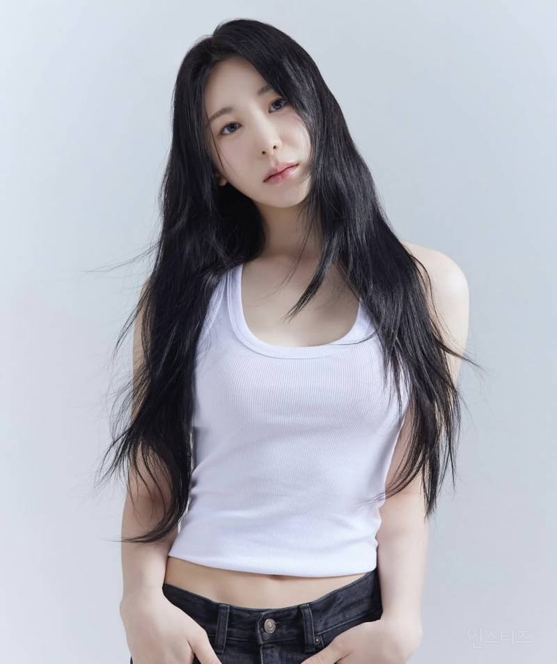 소속사 옮기고 컴백한다는 이채연 근황.jpg | 인스티즈