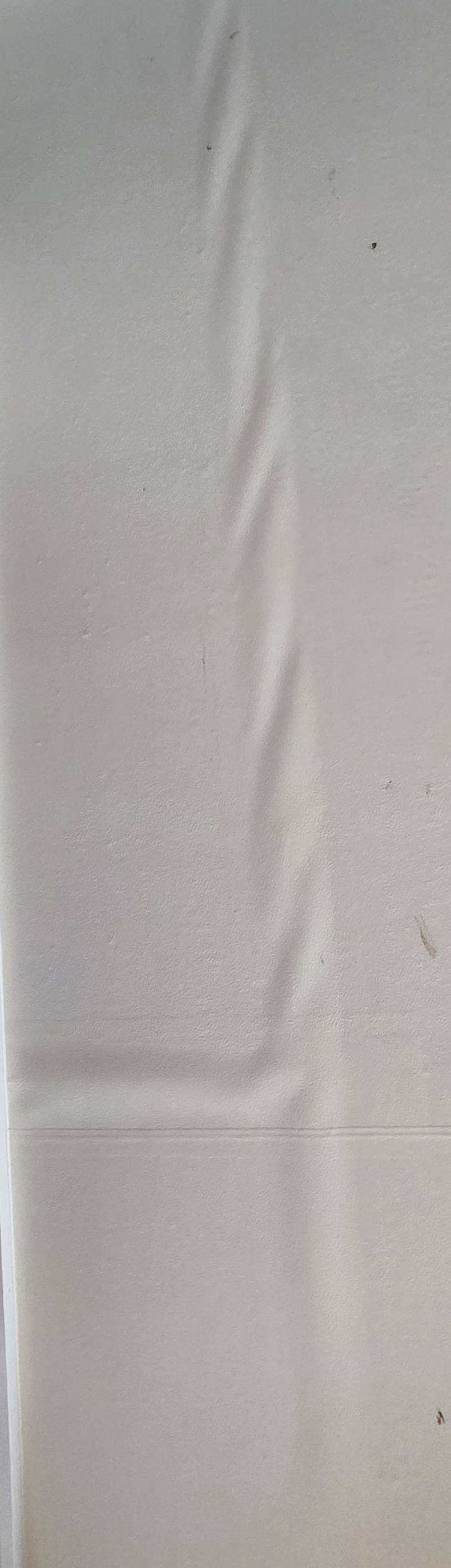 [잡담] 벽지 들뜨는 거 집주인한테 말해야 해? | 인스티즈