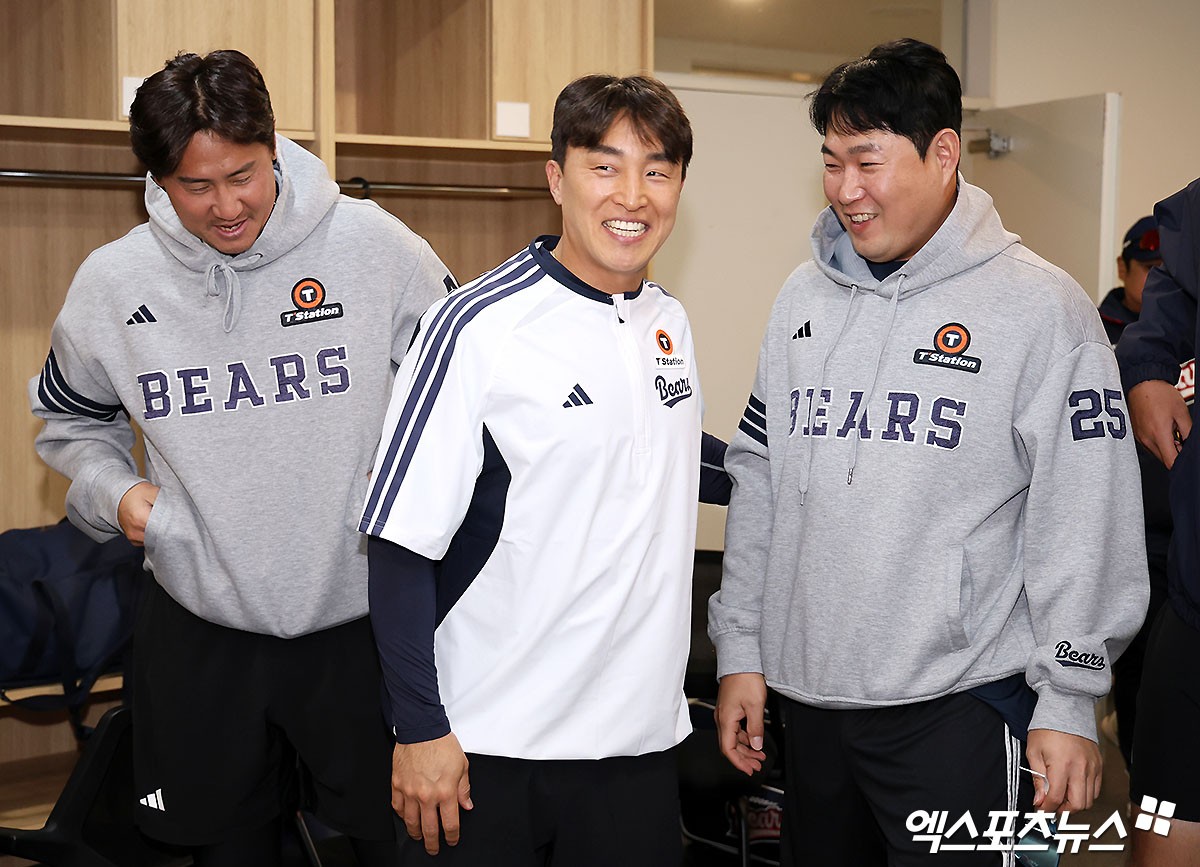 [잡담] 아니 양의지ㅋㅋ 손아섭 온 거 왤케 좋아함 ㅋㅋㅋㅋㅋㅋㅋㅋ | 인스티즈