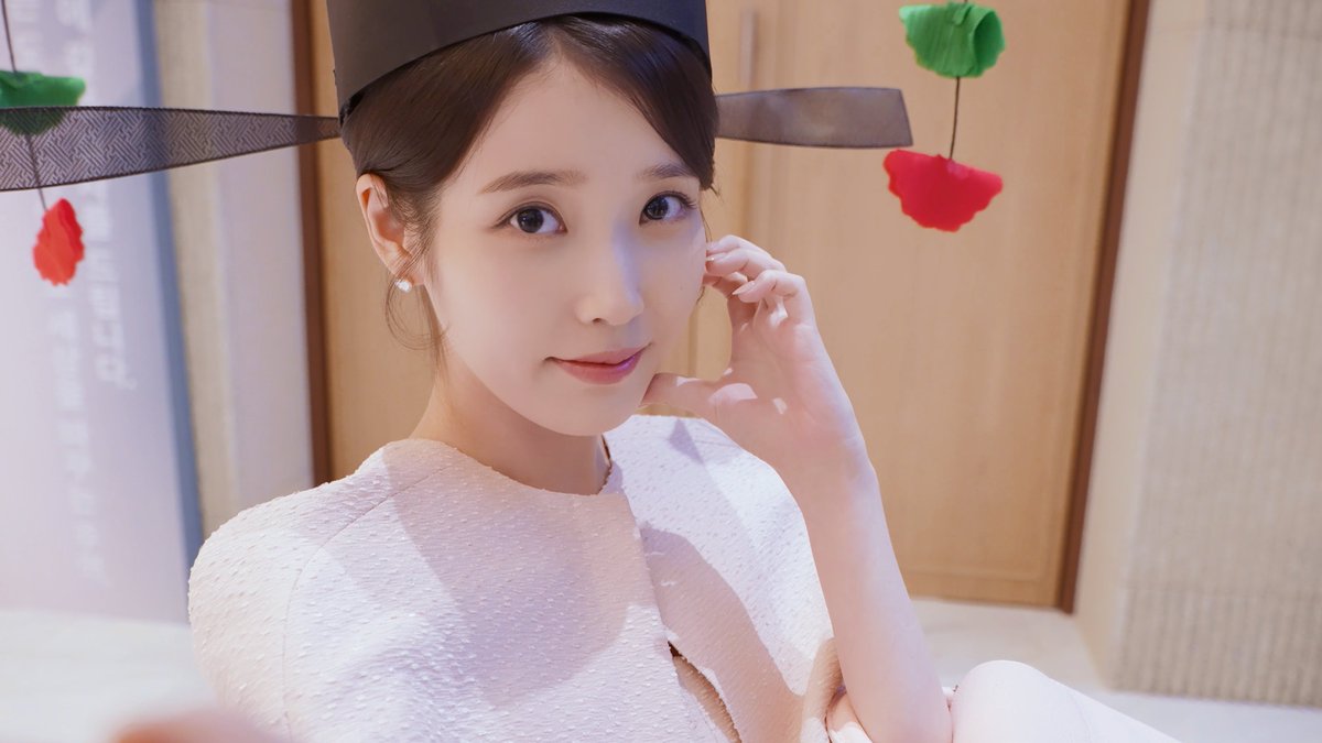 [잡담] 아이유) 아이유 21세기 대군부인 비하인드 | 인스티즈