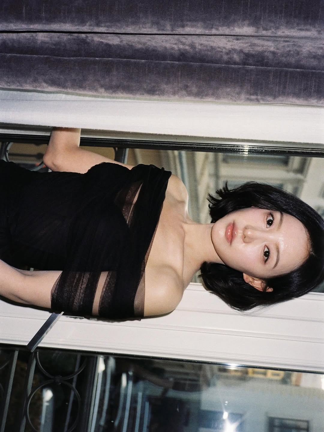 [잡담] 배우 김지원 불가리 밀라노 스케줄 필카사진 | 인스티즈