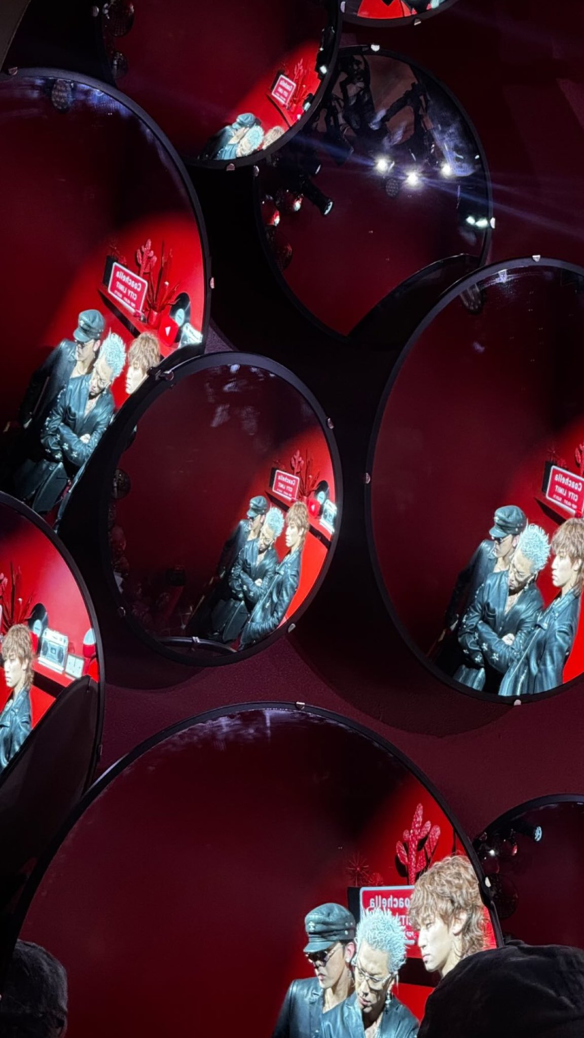 [잡담] 지디 코첼라 비하인드 사진 떴다!!! | 인스티즈