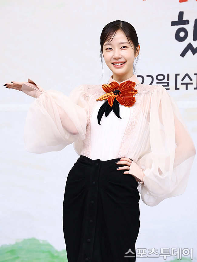 [정보/소식] 오매진) 오늘도 매진했습니다 안효섭 채원빈 김범 제작발표회 포토타임 | 인스티즈