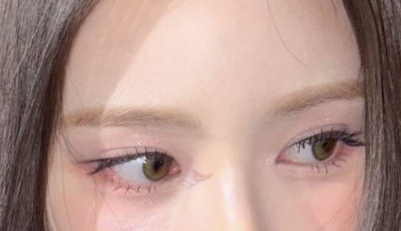[잡담] 이런 눈썹은 탈색해야 돼? | 인스티즈