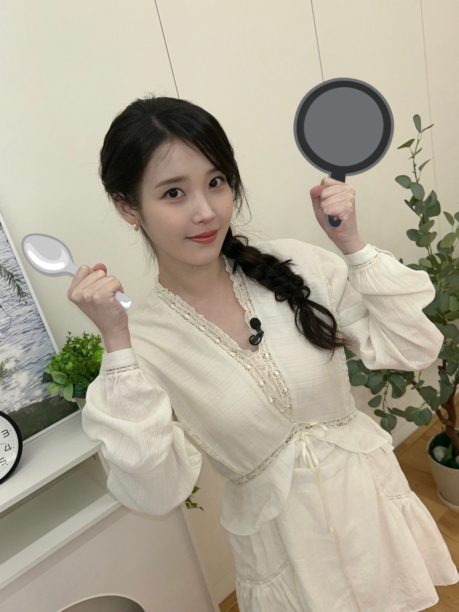 [잡담] 오늘자 아이유 지인짜 예뽀다... | 인스티즈