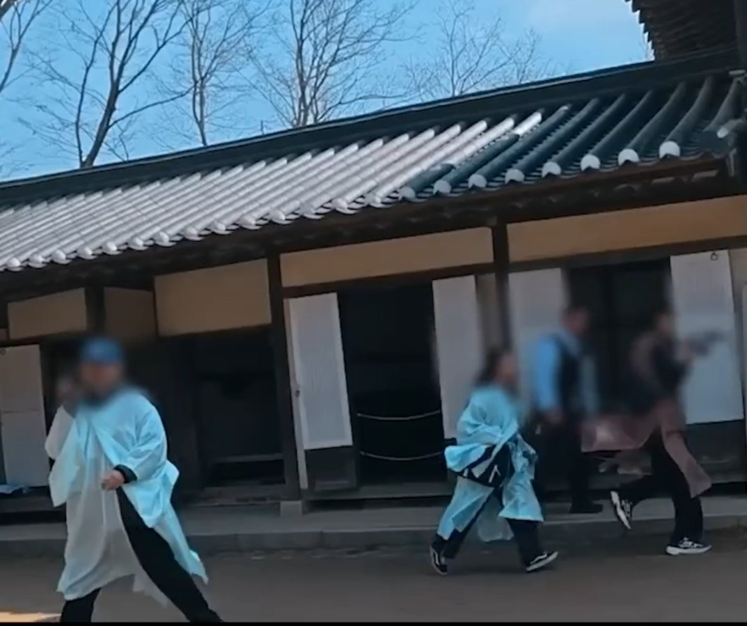 [잡담] 제베원 민속촌 자컨 스탭들 봐 | 인스티즈