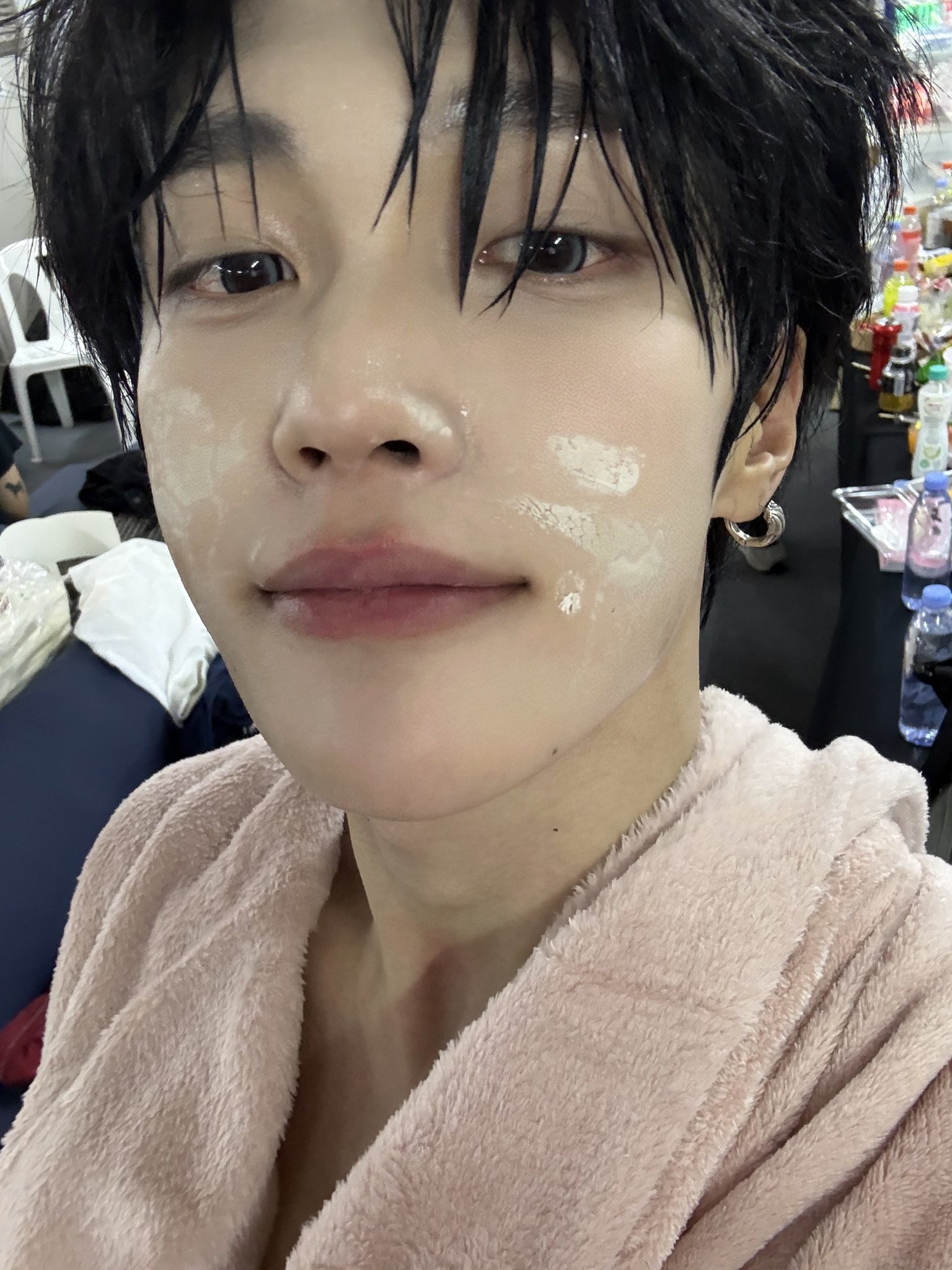 [잡담] 원빈 포징 진짜 잘한다 | 인스티즈