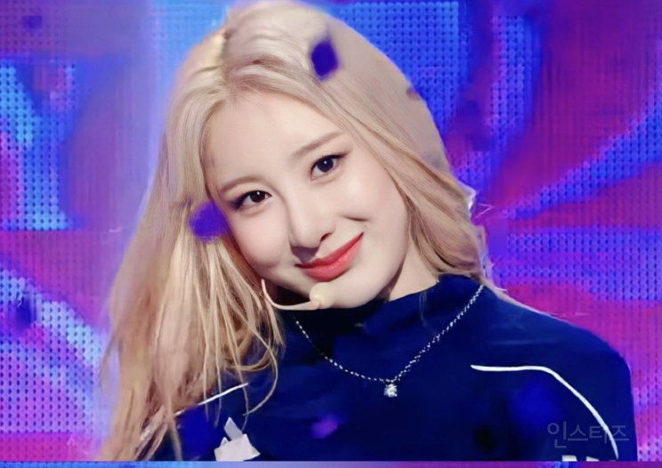 금발통 오게 만드는 이채연 금발…jpg | 인스티즈