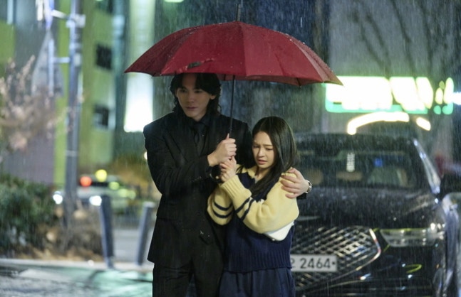 [정보/소식] 닥터신) 정이찬♥주세빈 "요즘 라면 먹고 가라고 한다며?” 격정 로맨스 예고(닥터신) | 인스티즈