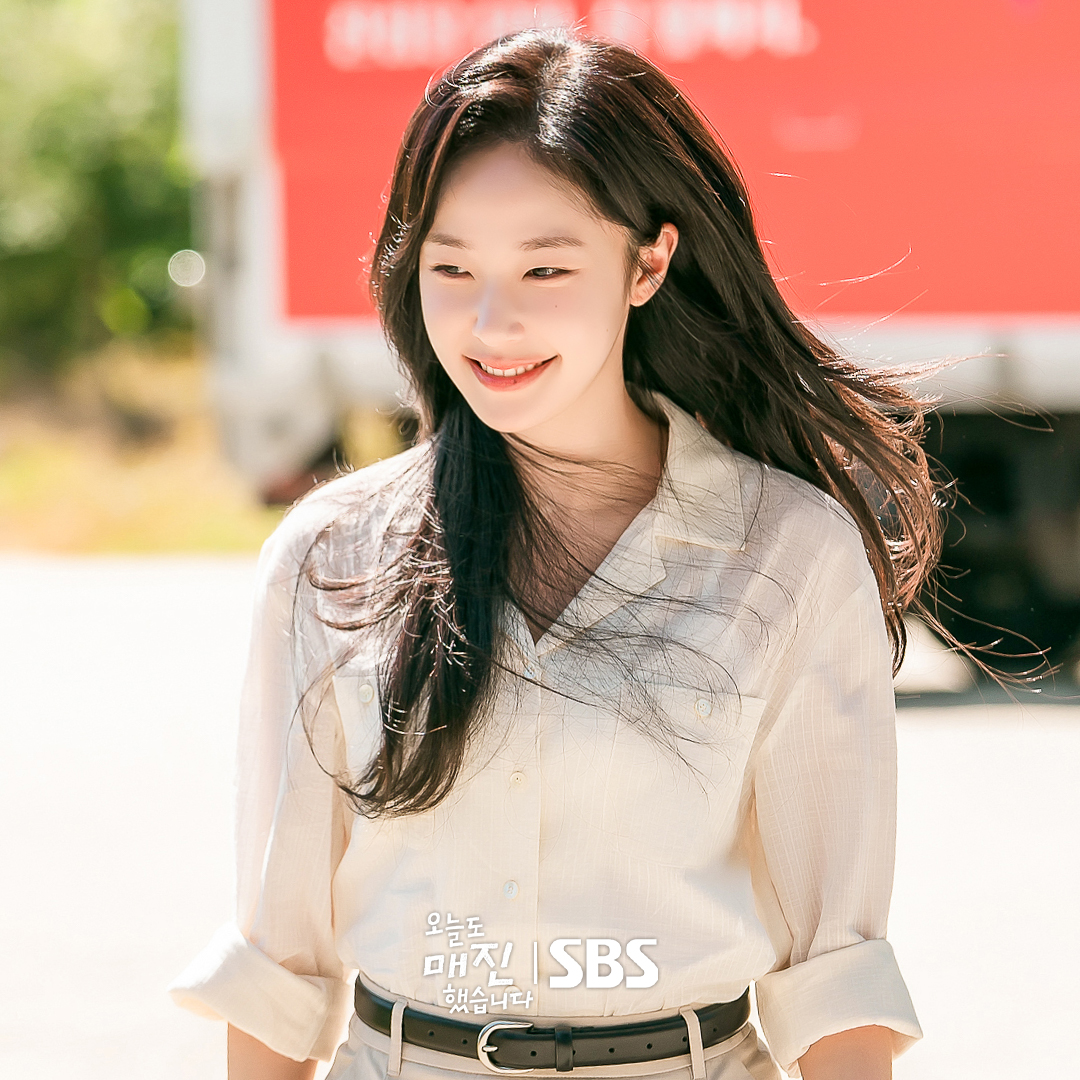 [잡담] 오매진) 오늘도 사랑스러운 HIT 홈쇼핑 에이스 채원빈💕카메라 돌자마자 바로 프로 모드 장착(՞•-•՞) | 인스티즈