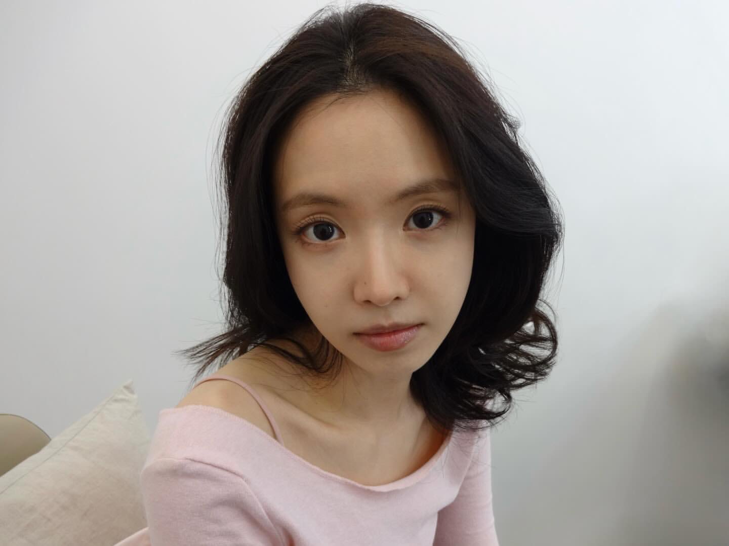 [잡담] 손나은) 260416 손나은 인스타 업뎃 | 인스티즈