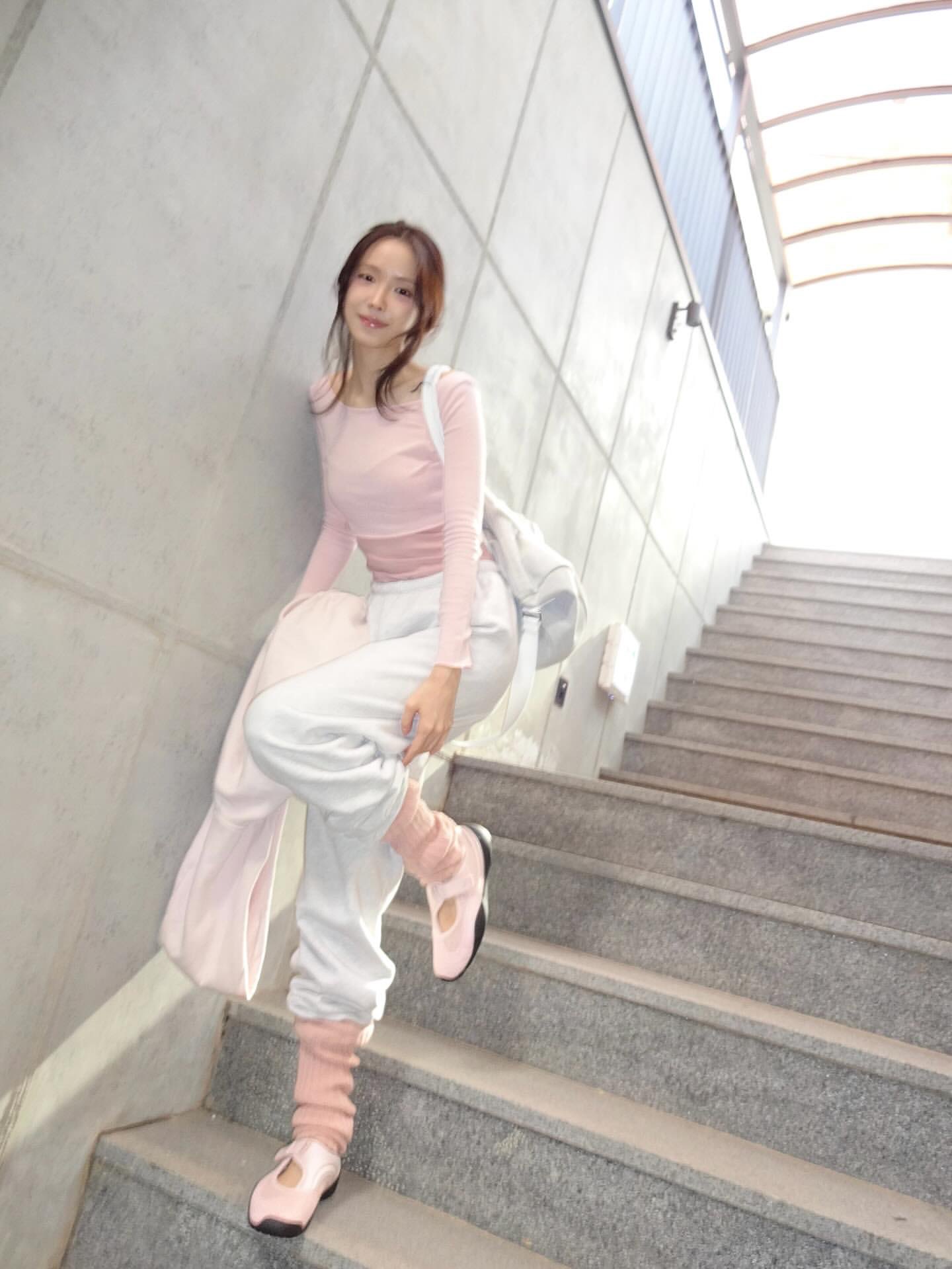 [잡담] 손나은) 260416 손나은 인스타 업뎃 | 인스티즈