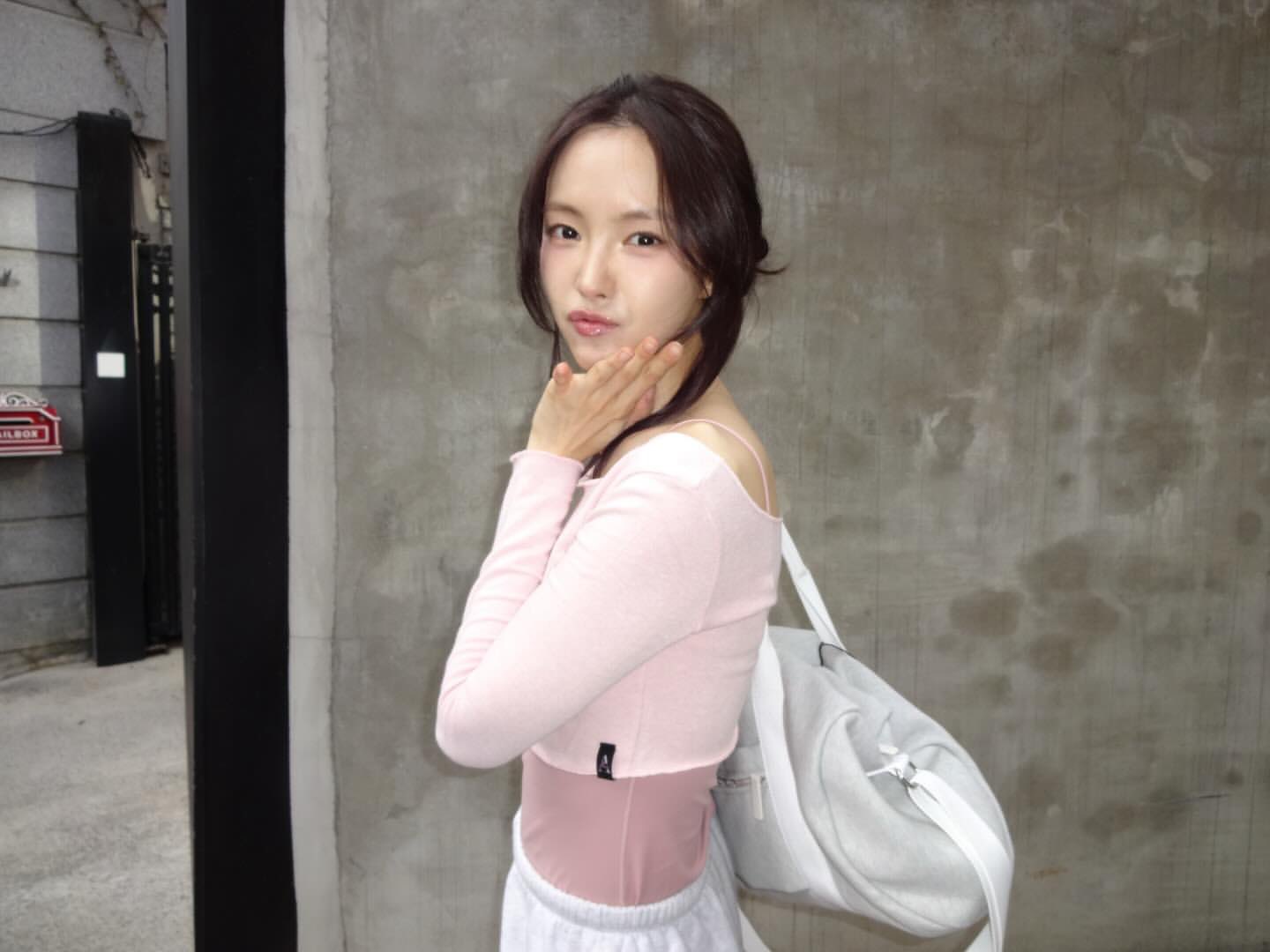 [잡담] 손나은) 260416 손나은 인스타 업뎃 | 인스티즈