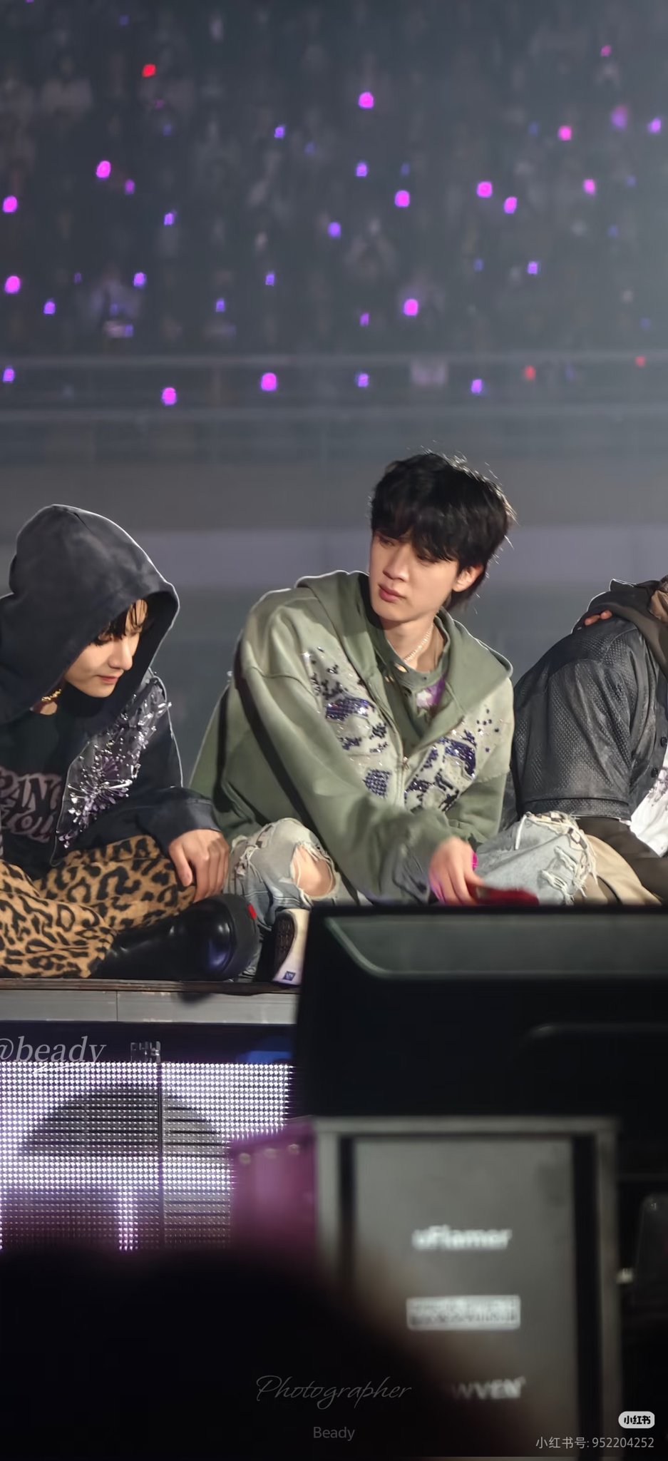 [잡담] 방탄 진이랑 뷔 얼굴합도 좀 짱인듯 | 인스티즈