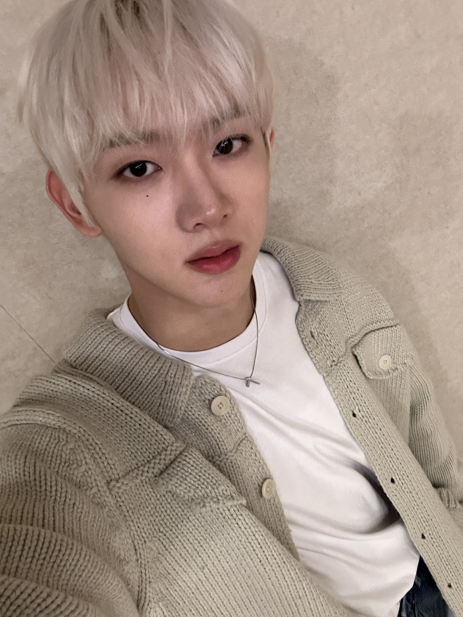 [잡담] 유승언 백발 진짜 예뻤는데 | 인스티즈