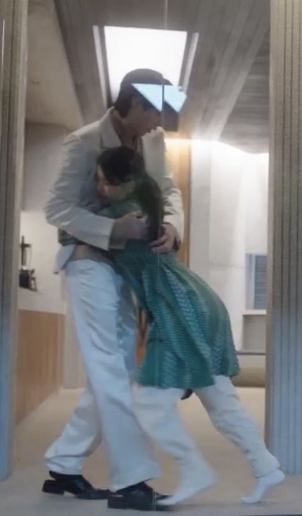 [잡담] 대군부인) 아 타싸에서 봤는데 전날 성희주 일찍 퇴근했냐는데 | 인스티즈