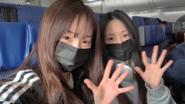 "데뷔 전 리얼리티 2개?"..블루브라운 신인, 美 연수 | 인스티즈