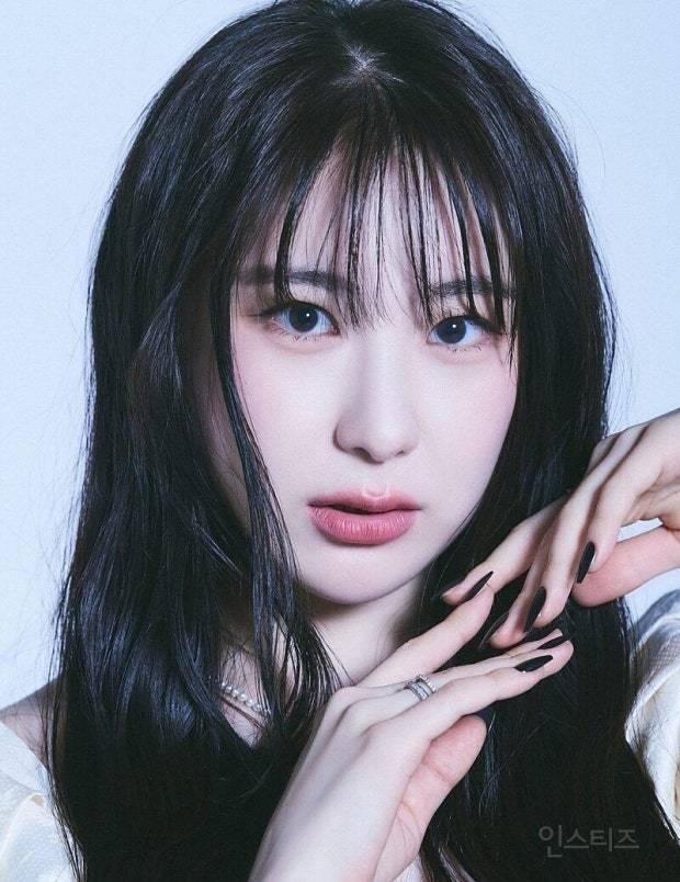 팬들 사이에서 금발파 흑발파 갈린다는 여돌.jpg | 인스티즈