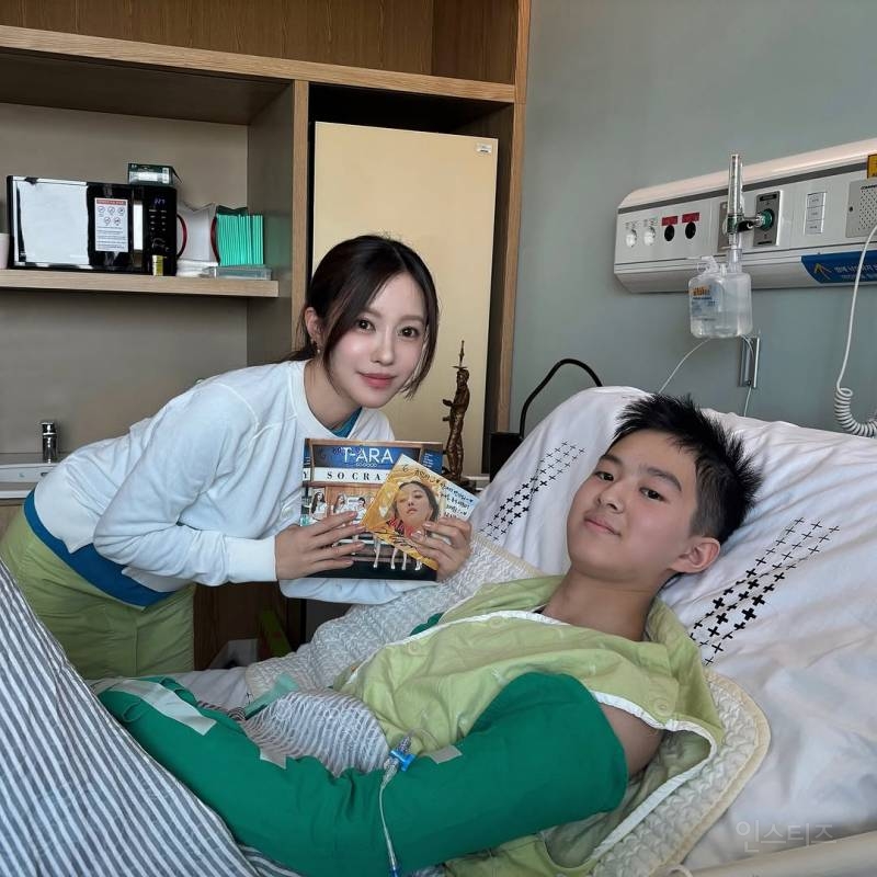 소아팬 소식에 병원으로 직접 찾아간 티아라 효민 | 인스티즈