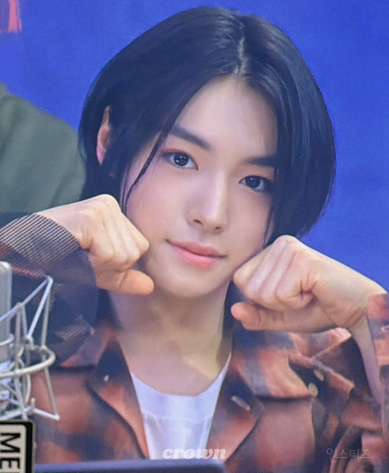 어딘가 모르게 얼굴에 한소희가 보인다는 남돌...jpg | 인스티즈
