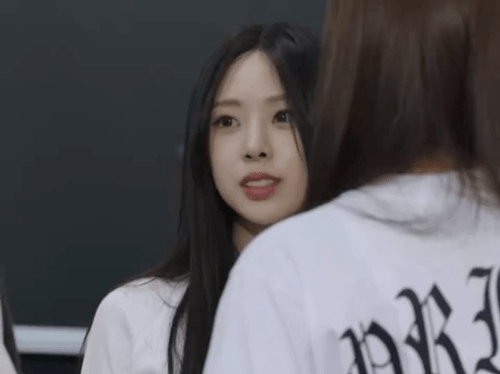 멤버 간 얼굴합 𝙈𝙄𝘾𝙃𝙄𝙉 신인 걸그룹 HOW | 인스티즈