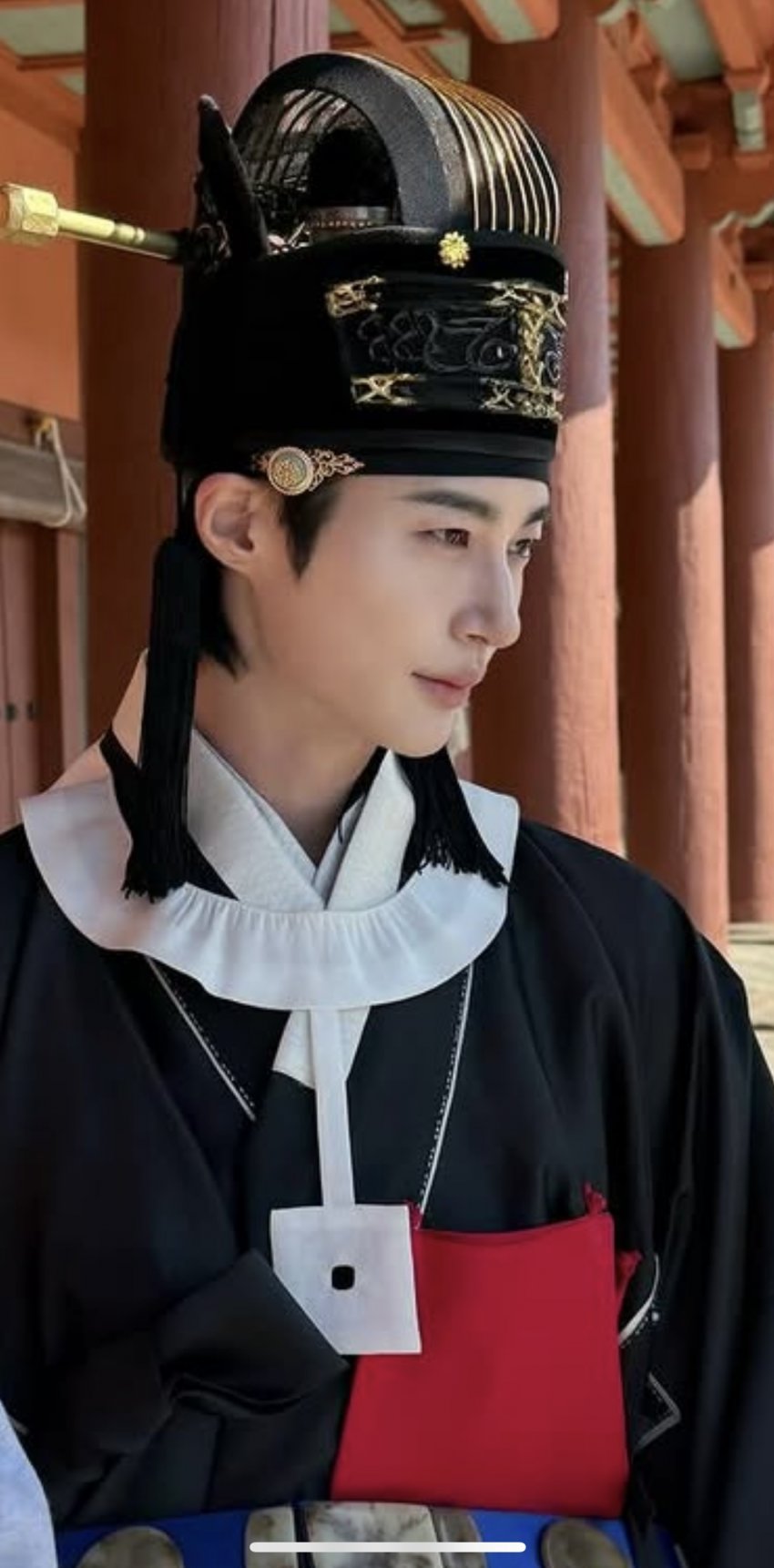 변우석) 선재 때보다 얼굴이 더 잘생겨진거 같아 | 인스티즈