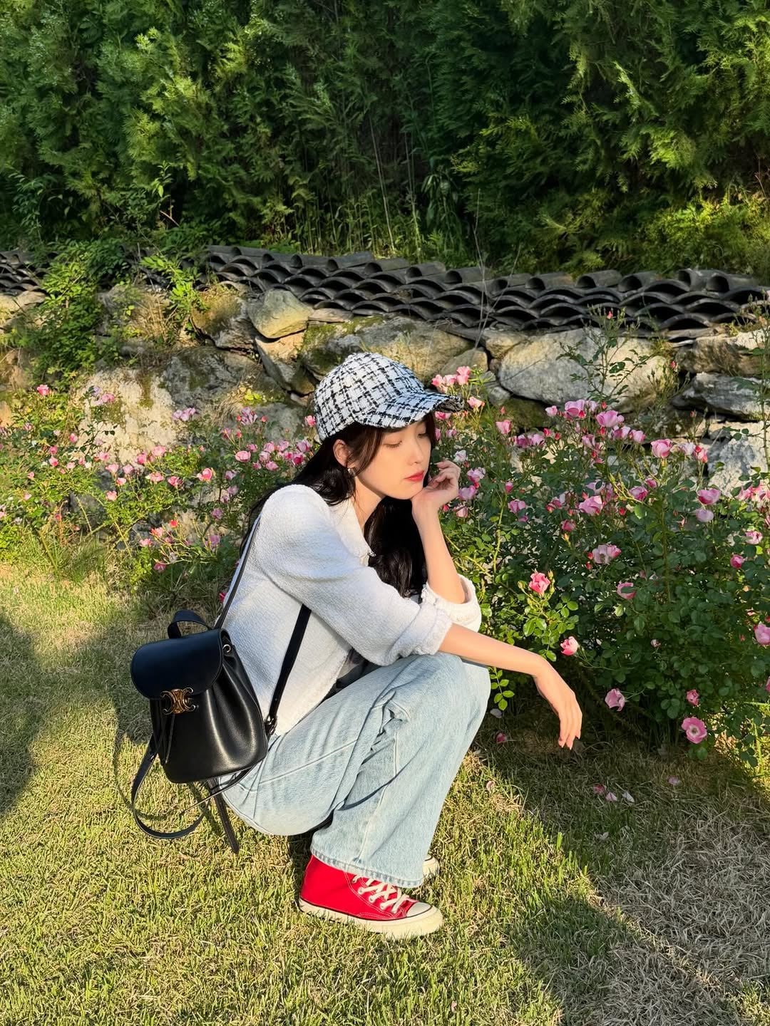 [잡담] 아이유) 260419 아이유 인스타 🌱⚾️🏎️ | 인스티즈