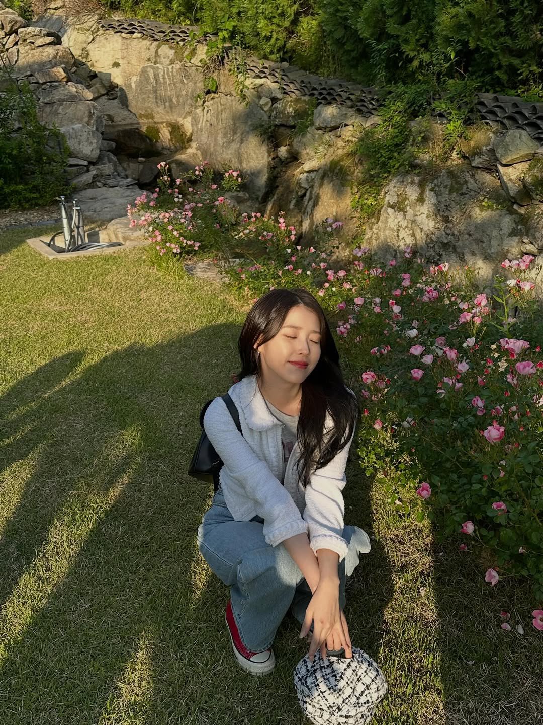 [잡담] 아이유) 260419 아이유 인스타 🌱⚾️🏎️ | 인스티즈