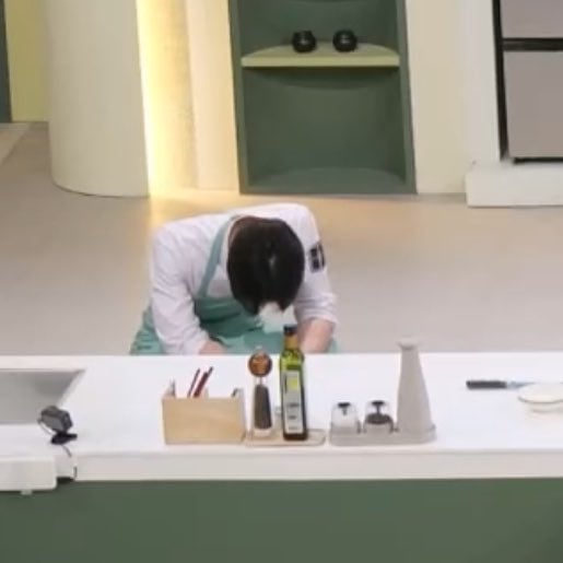 [잡담] 어제 냉부 보는데 손종원 어깨라인 진짜 예쁘다 | 인스티즈