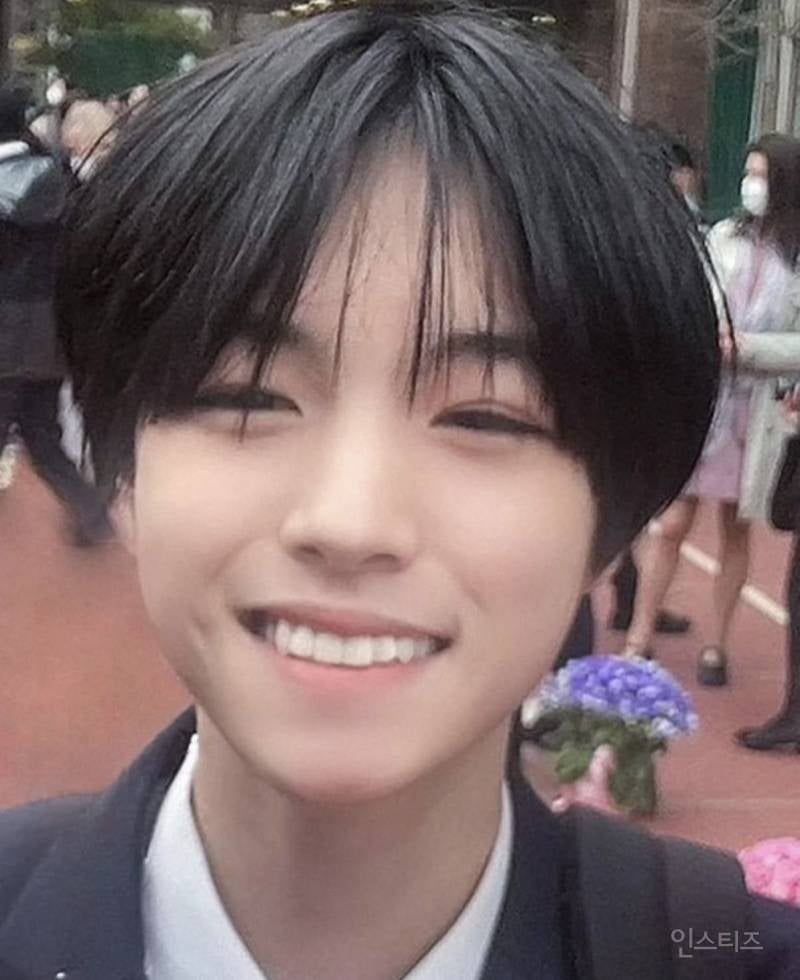 자다 일어난 뽀시래기 말티즈 상이라는 아이돌.jpg | 인스티즈