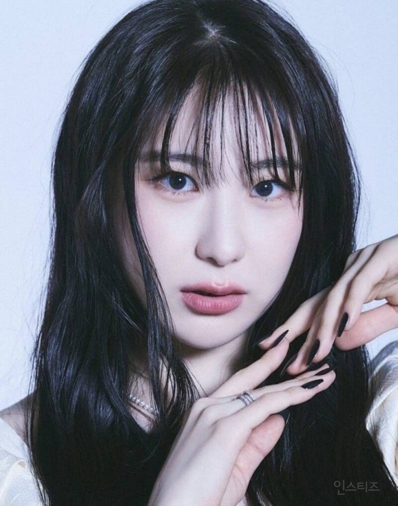 팬들 사이에서 금발파 흑발파 확실하게 갈린다는 여돌.jpg | 인스티즈