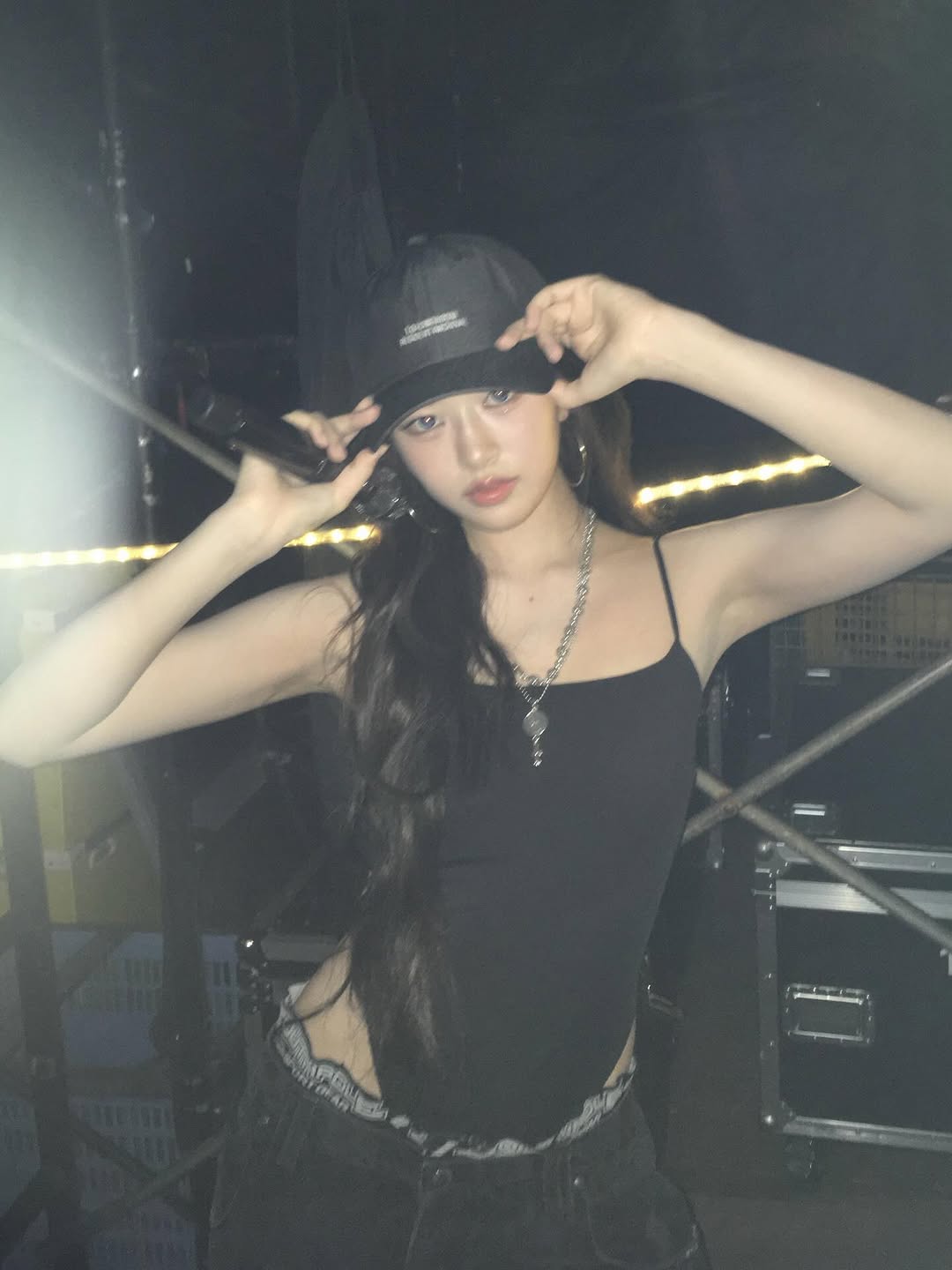 [잡담] 260421 안유진 인스타🖤🩶 | 인스티즈