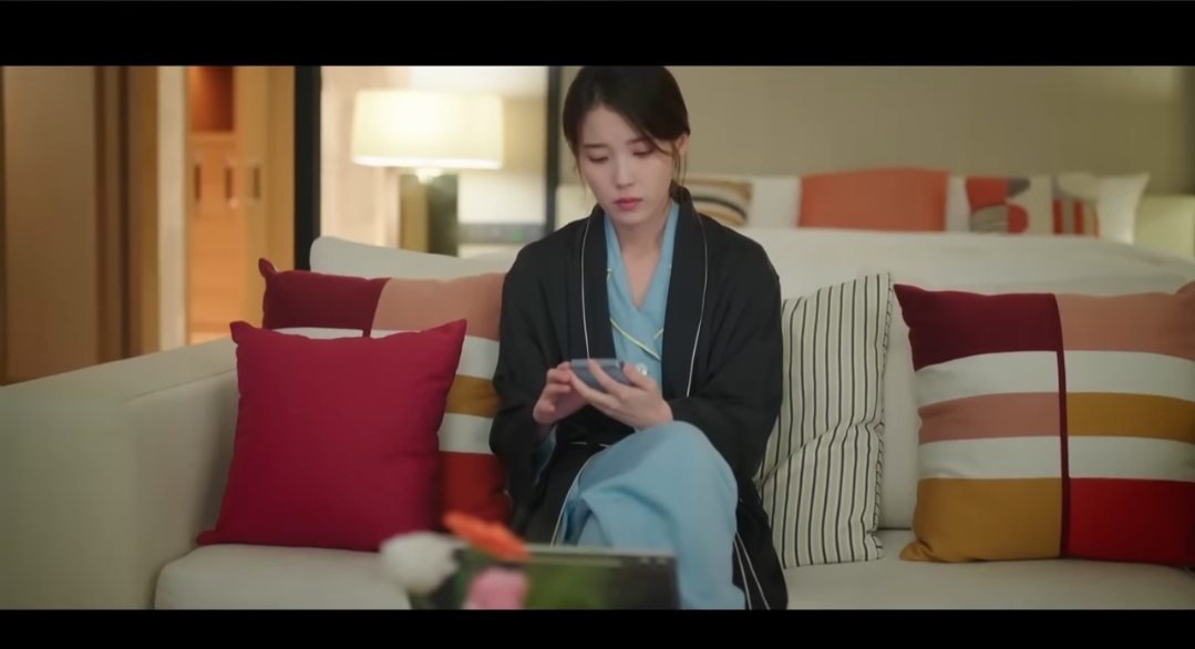 [잡담] 대군부인) 예고에서 완이 희주한테 문자했을때 | 인스티즈