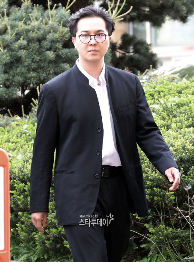[잡담] [포토] 송민호, 병역법 위반 첫 공판 출석 외 | 인스티즈