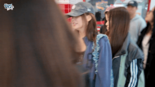브이로그 감성 낭낭하다는 신인 여돌 첫 자컨 .jpg | 인스티즈