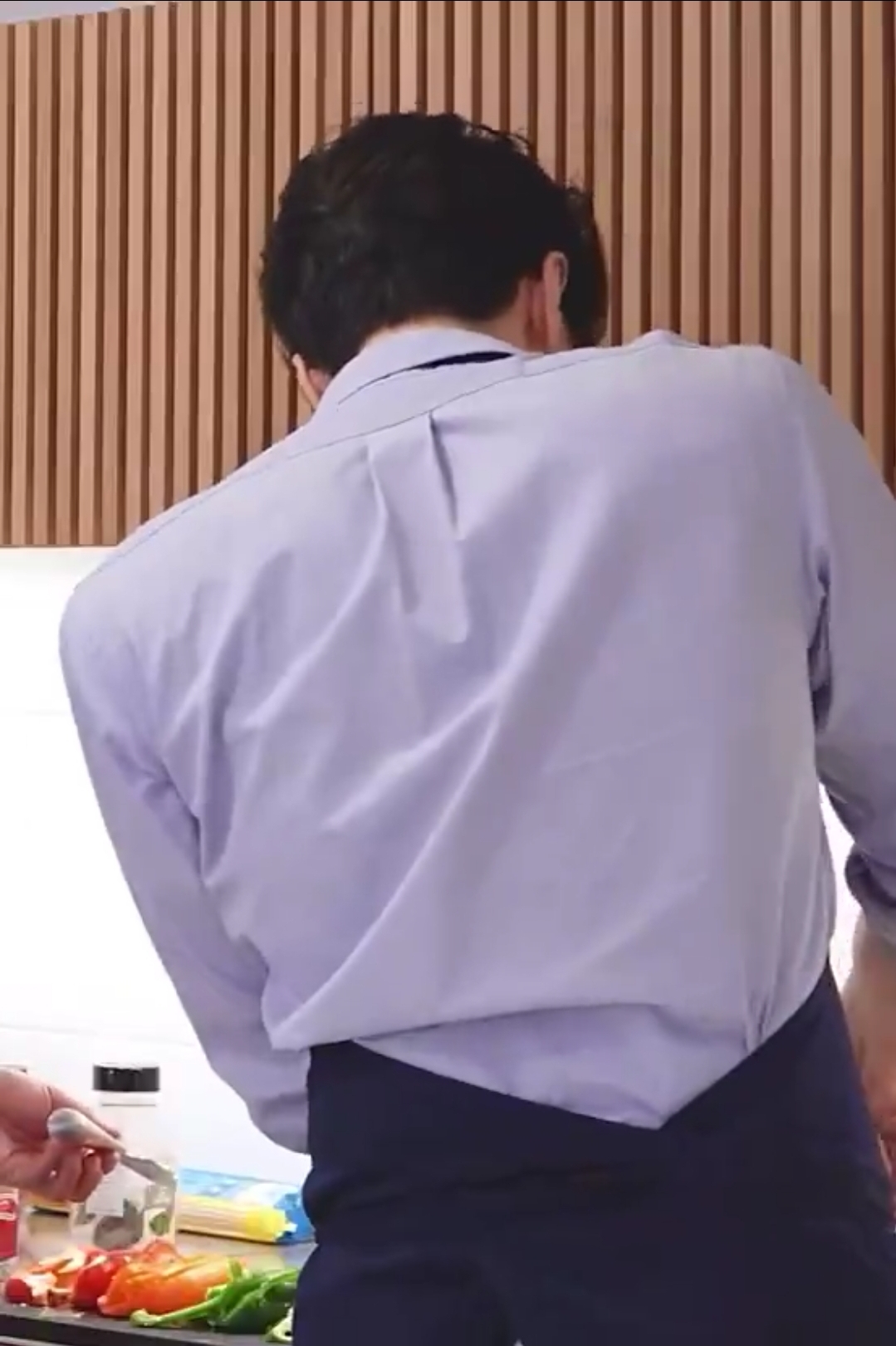 [잡담] 손종원 어깨뼈 자 대고 그은 것 같아 | 인스티즈
