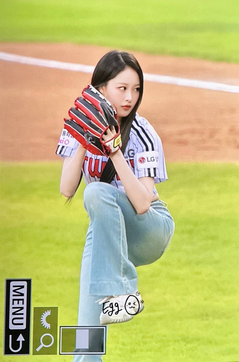 냅따 패대기 시구했지만 승리요정이 된 여돌 | 인스티즈
