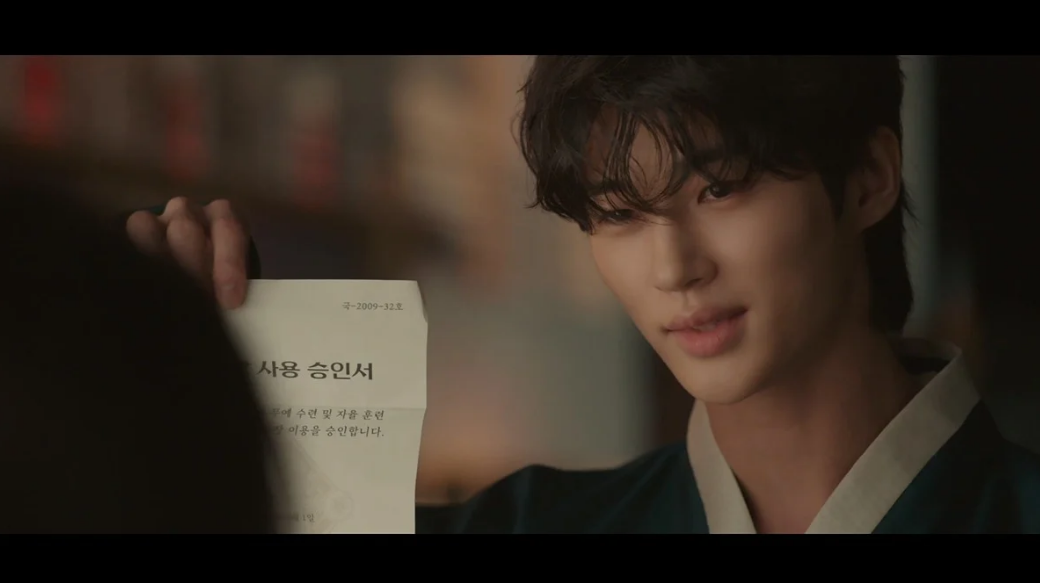 [잡담] 대군부인) <21세기 대군부인> 지금 보니까 이 모든 장면들이 다시 보임 ..jpg (ㅅㅍㅈㅇ) | 인스티즈