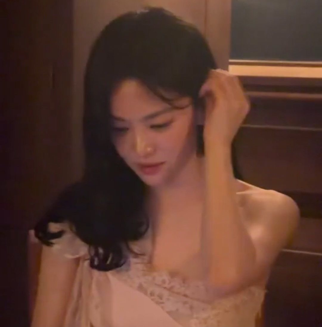 [잡담] 송혜교) 260425 송혜교 인스타 💎 | 인스티즈