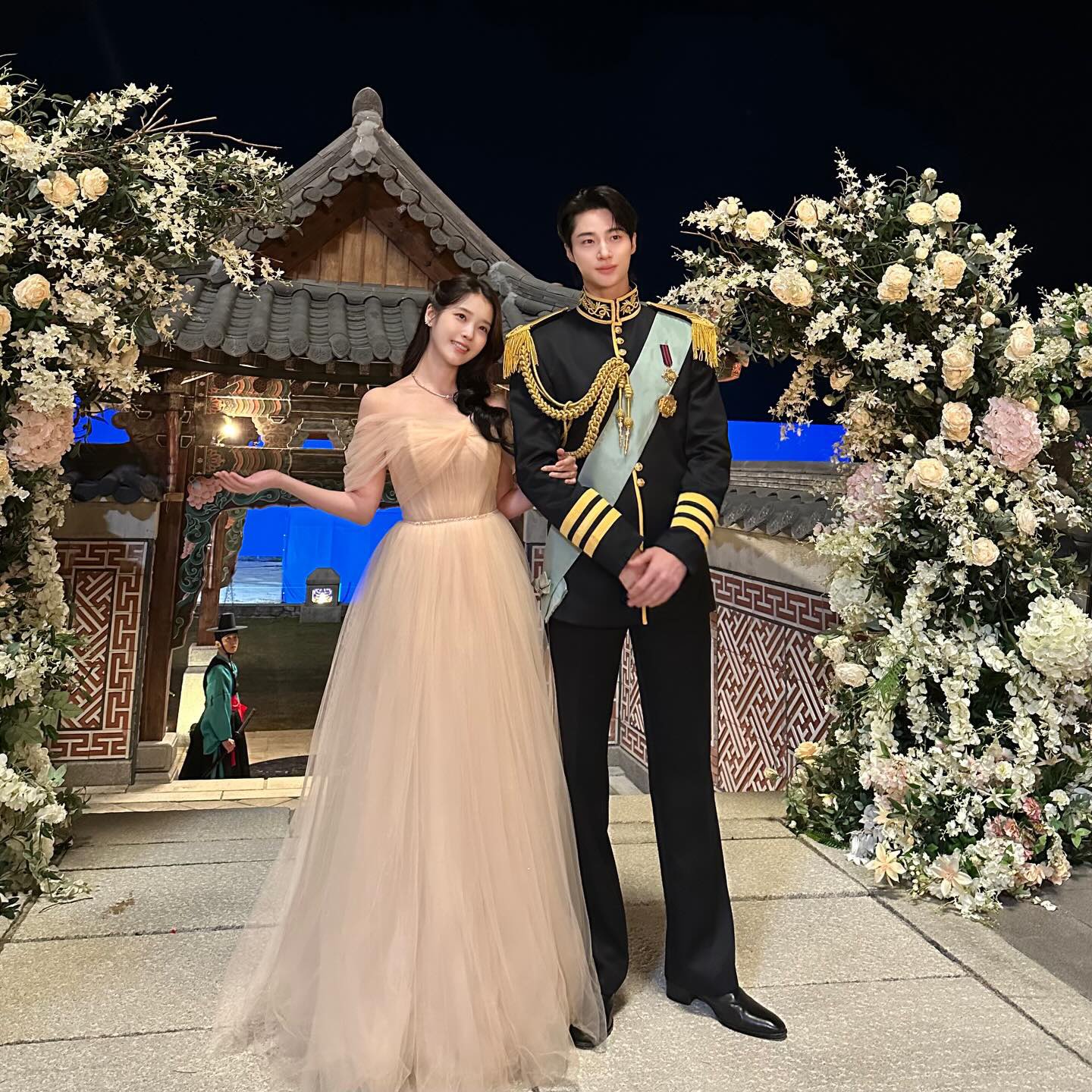 [잡담] 아이유) 260426 아이유 인스타💃🕺💍🎆 | 인스티즈