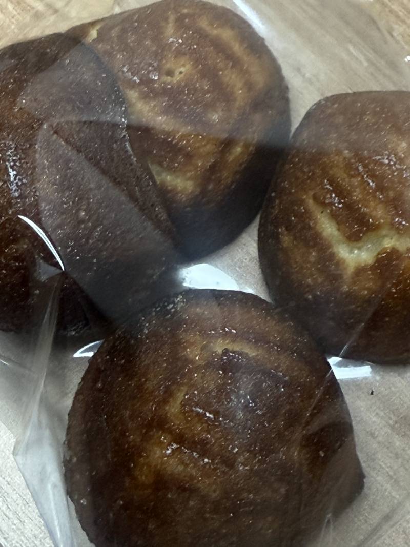 [잡담] 헉 ??? 머지 버터떡 두개만 시켰는데 네개가 왔어 | 인스티즈