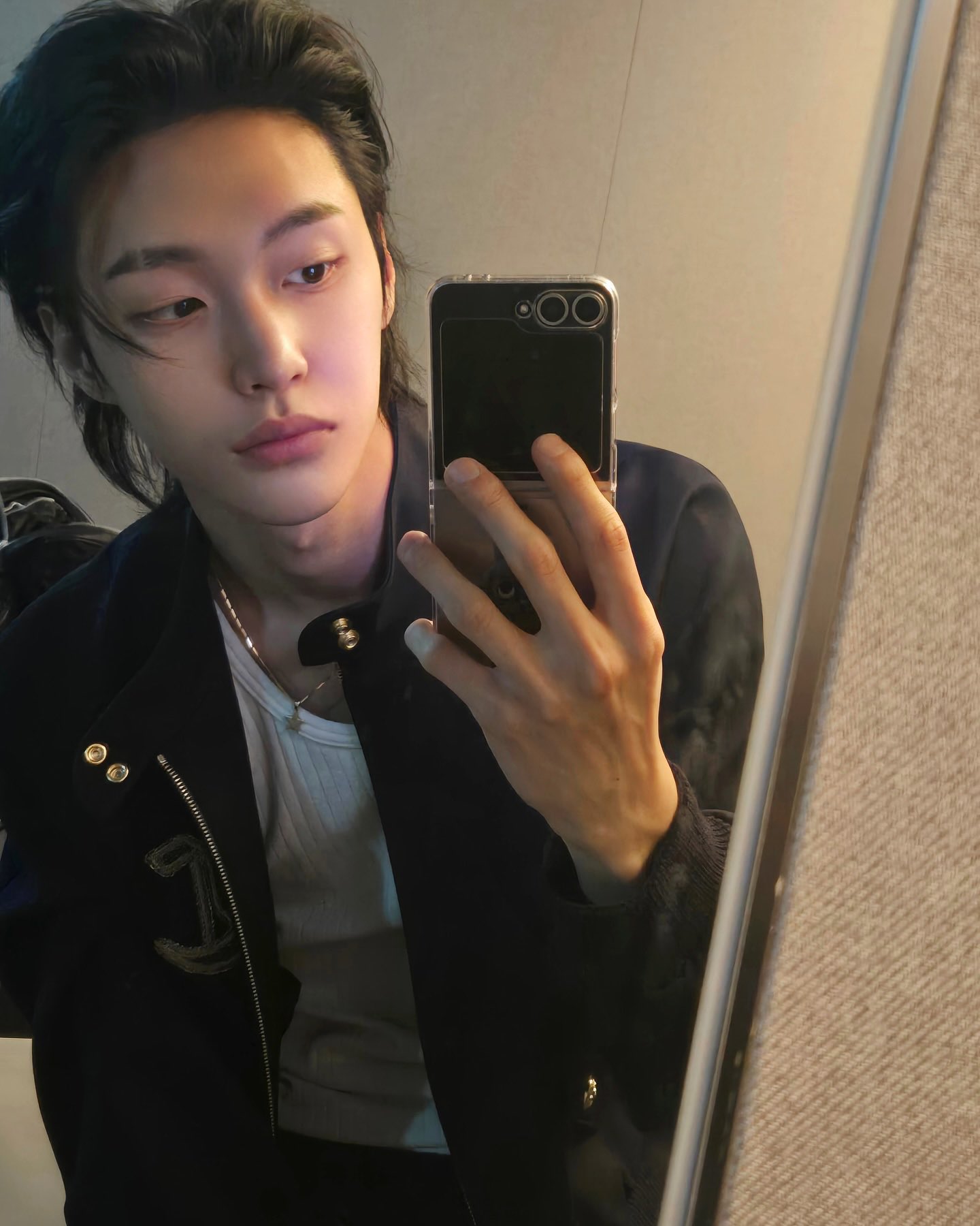 [잡담] 나 원빈 거울 셀카 진짜 좋아함 | 인스티즈