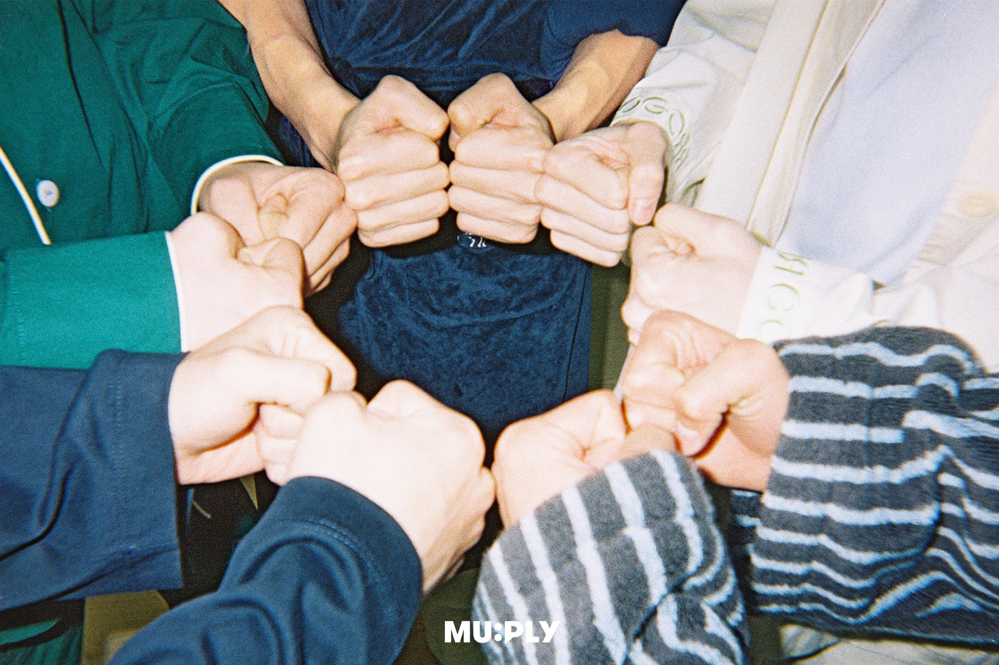 [잡담] 코르티스 돌들의 침묵 티저 사진 | 인스티즈