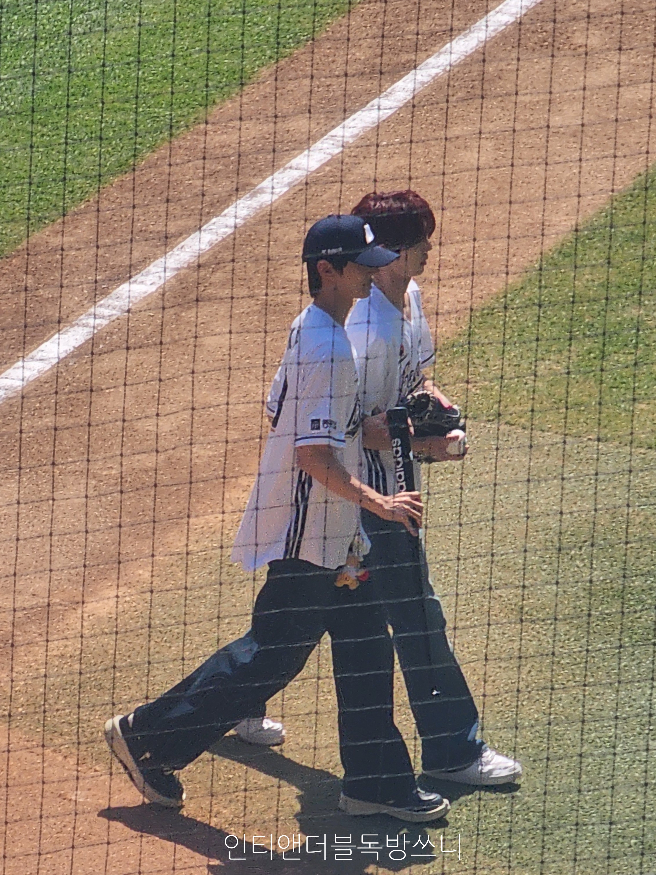 [후기] 260426 앤더블 콩딱즈 두산 야구 시구 시타 직관 후기!!⚾️ | 인스티즈